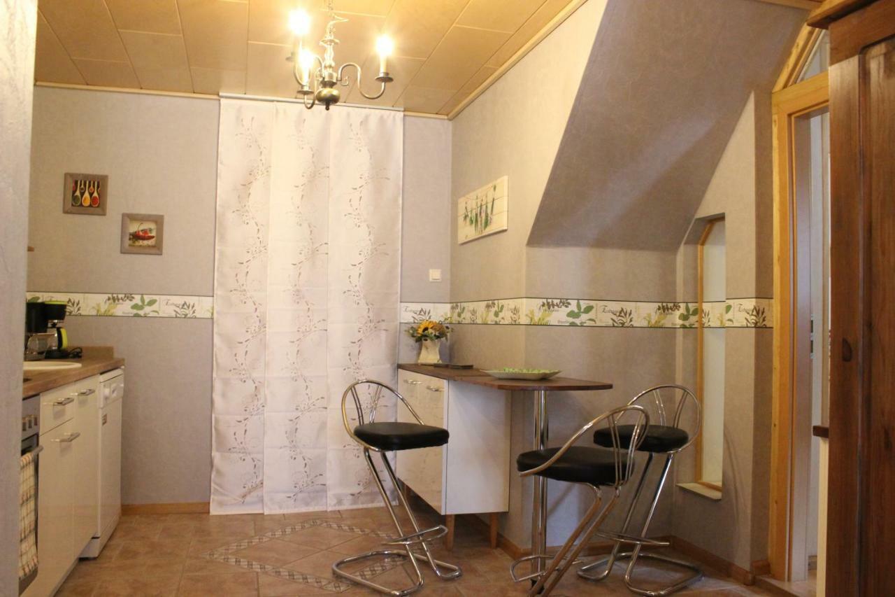 Ferienwohnung Schwarz Benshausen ภายนอก รูปภาพ