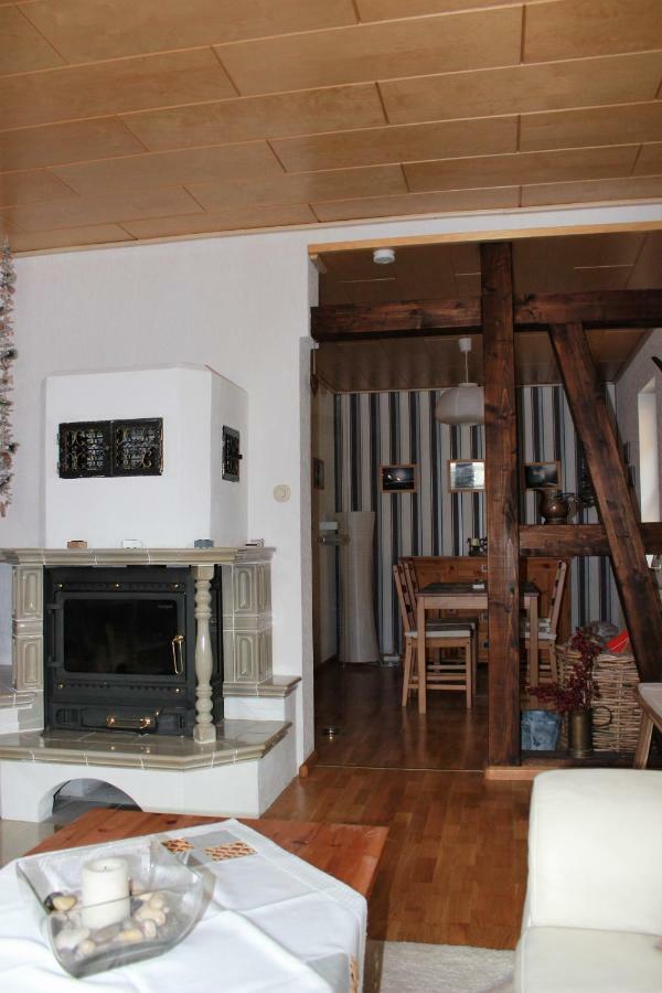 Ferienwohnung Schwarz Benshausen ภายนอก รูปภาพ